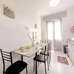 Helichrysum Hospitality 85mq Relax Nel Centro Di Διαμέρισμα