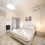 Helichrysum Hospitality 85mq Relax Nel Centro Di * Όλμπια