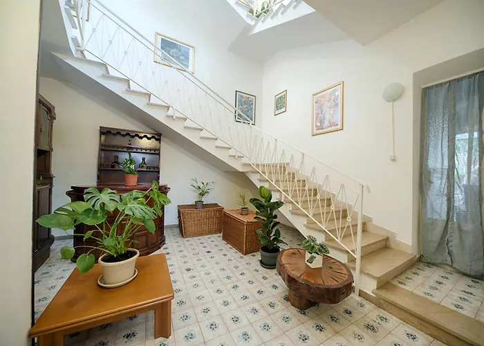 Helichrysum Hospitality 85Mq Relax Nel Centro Di Olbia *