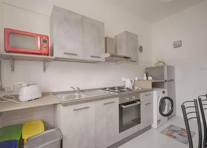 Helichrysum Hospitality 85Mq Relax Nel Centro Di Olbia *