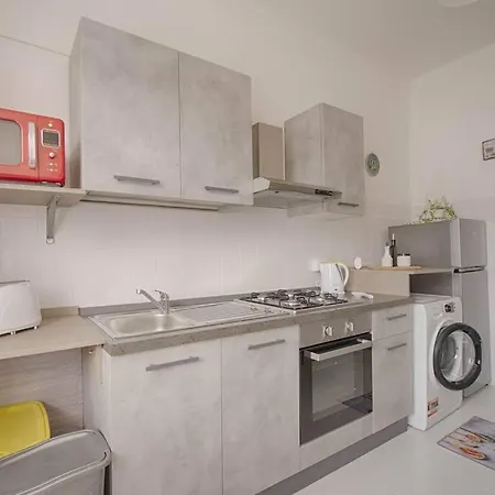 Helichrysum Hospitality Ampio Trilocale Iun Q9603 Apartment *