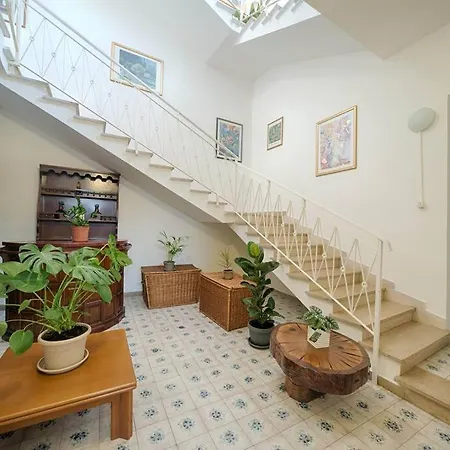 Helichrysum Hospitality Ampio Trilocale Iun Q9603 Apartment