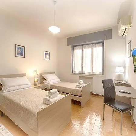 Appartamento Helichrysum Hospitality Ampio Trilocale Iun Q9603 Olbia