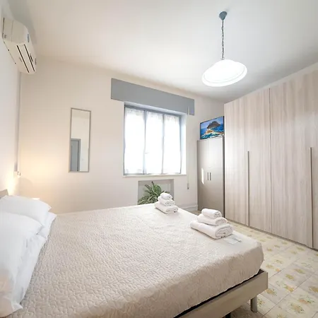 Helichrysum Hospitality 85mq Relax Nel Centro Di Appartement Olbia