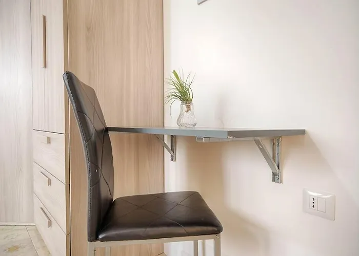 Helichrysum Hospitality 85Mq Relax Nel Centro Di Olbia Apartamento *