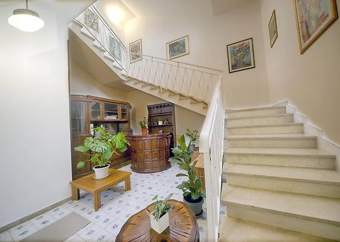 Helichrysum Hospitality 85Mq Relax Nel Centro Di Olbia