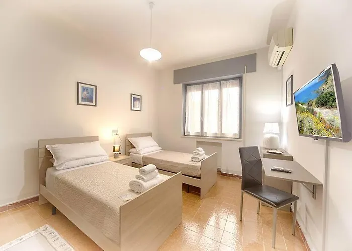 Apartamento Helichrysum Hospitality 85Mq Relax Nel Centro Di Olbia Olbia
