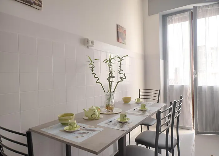 Helichrysum Hospitality 85mq Relax Nel Centro Di * Olbia