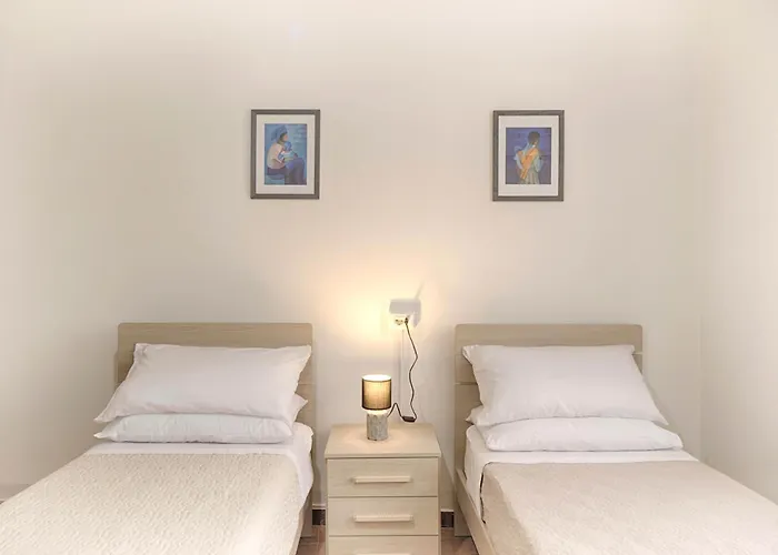 Helichrysum Hospitality 85Mq Relax Nel Centro Di Olbia Olbia